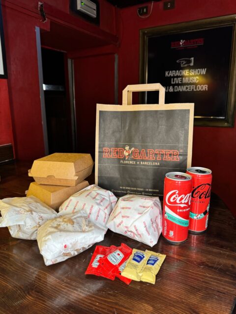 🍔 From our kitchen straight to your doorstep. ❤️📦
Until the end of the World Cup, enjoy 30% OFF, plus an extra 5% if you're a Glovo Plus member. 🔥
📲 Order now on Glovo!

🍔 Dalla nostra cucina direttamente a casa tua. ❤️📦
Fino alla fine dei Mondiali approfitta del 30% di sconto, con un 5% extra se sei cliente Glovo Plus. 🔥
📲 Ordina ora su Glovo!

📍 Red Garter, Via dei Benci, 33R, Firenze.
𝒲𝑒 𝑀𝒶𝓀𝑒 𝐸𝓋𝑒𝓇𝓎 𝒩𝒾𝑔𝒽𝓉 𝒮𝓅𝑒𝒸𝒾𝒶𝓁